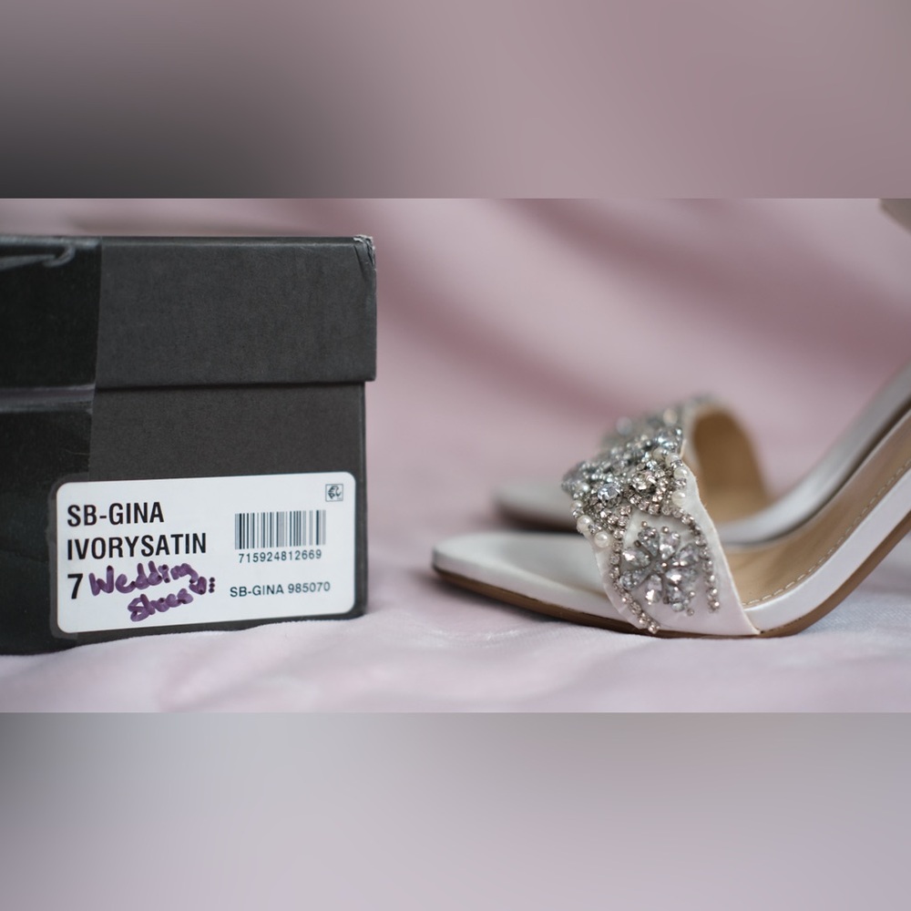 NEW Betsey Bridal Heels